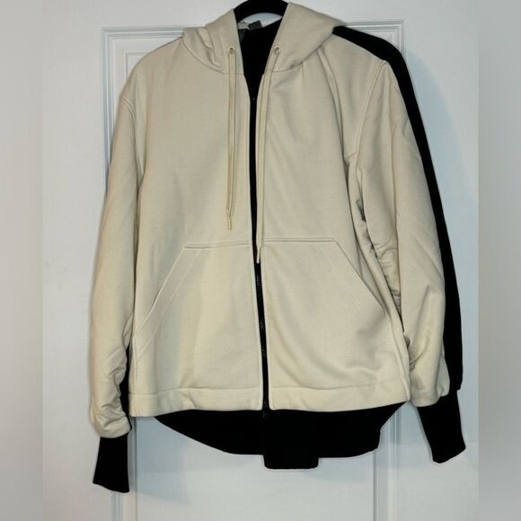 Sweaty Betty
Riley Swing-Back Zip-Through Jacket - Picture 6 of 7